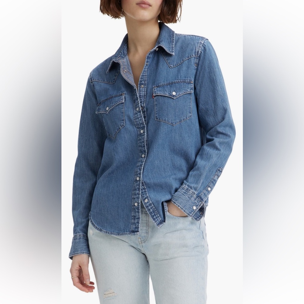 NWT Levi's The Ultimate Western Denim Shirt Medium